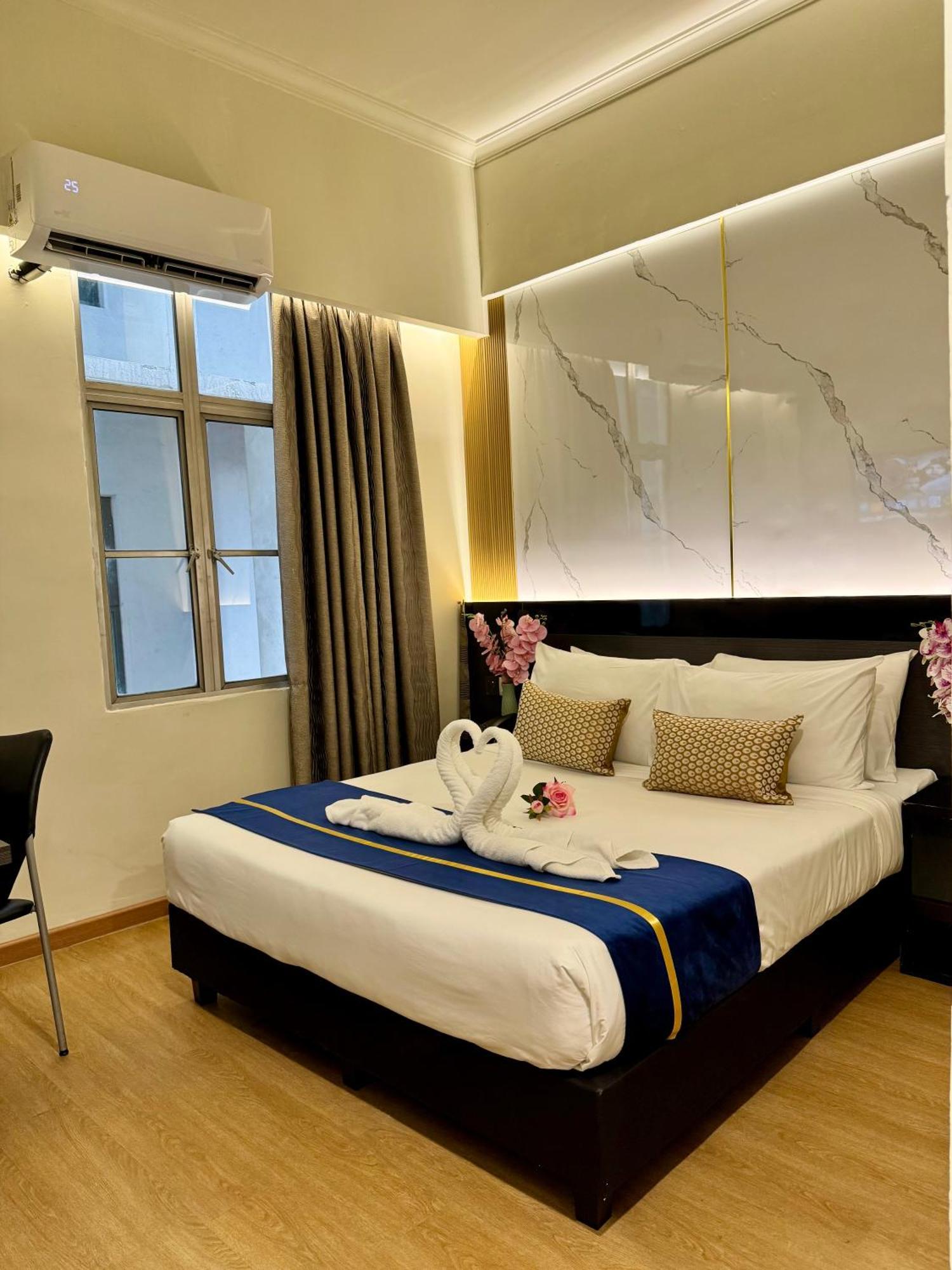 Hotel Chinatown